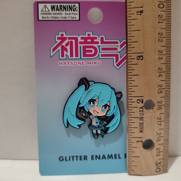 Hatsune Miku Glitter Enamel Pin Official Crypton Collectible Metal Lapel Badge - Picture 3 of 4